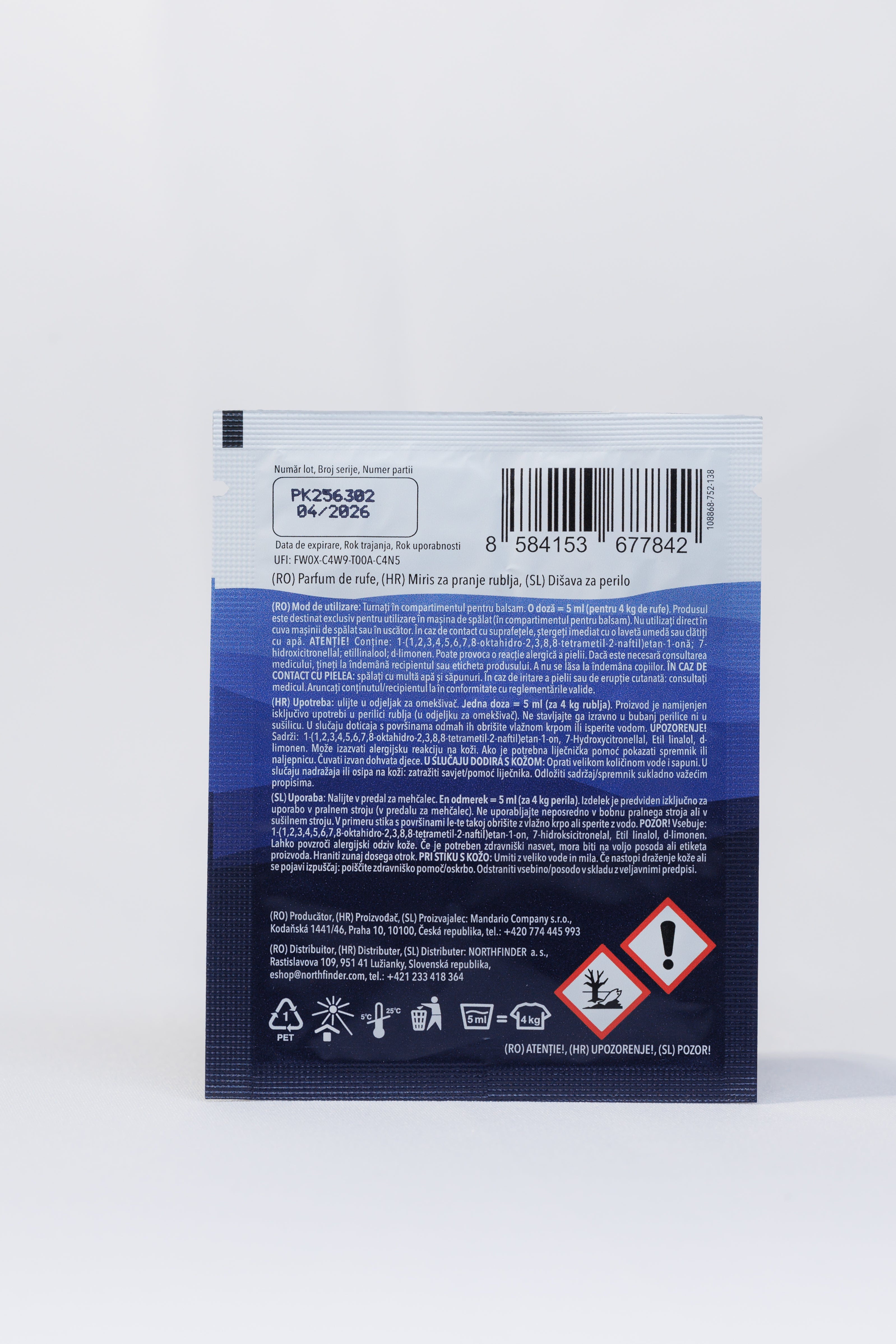 PURE ESSENCE Parfum de rufe zilnic cu note citrice 5ML