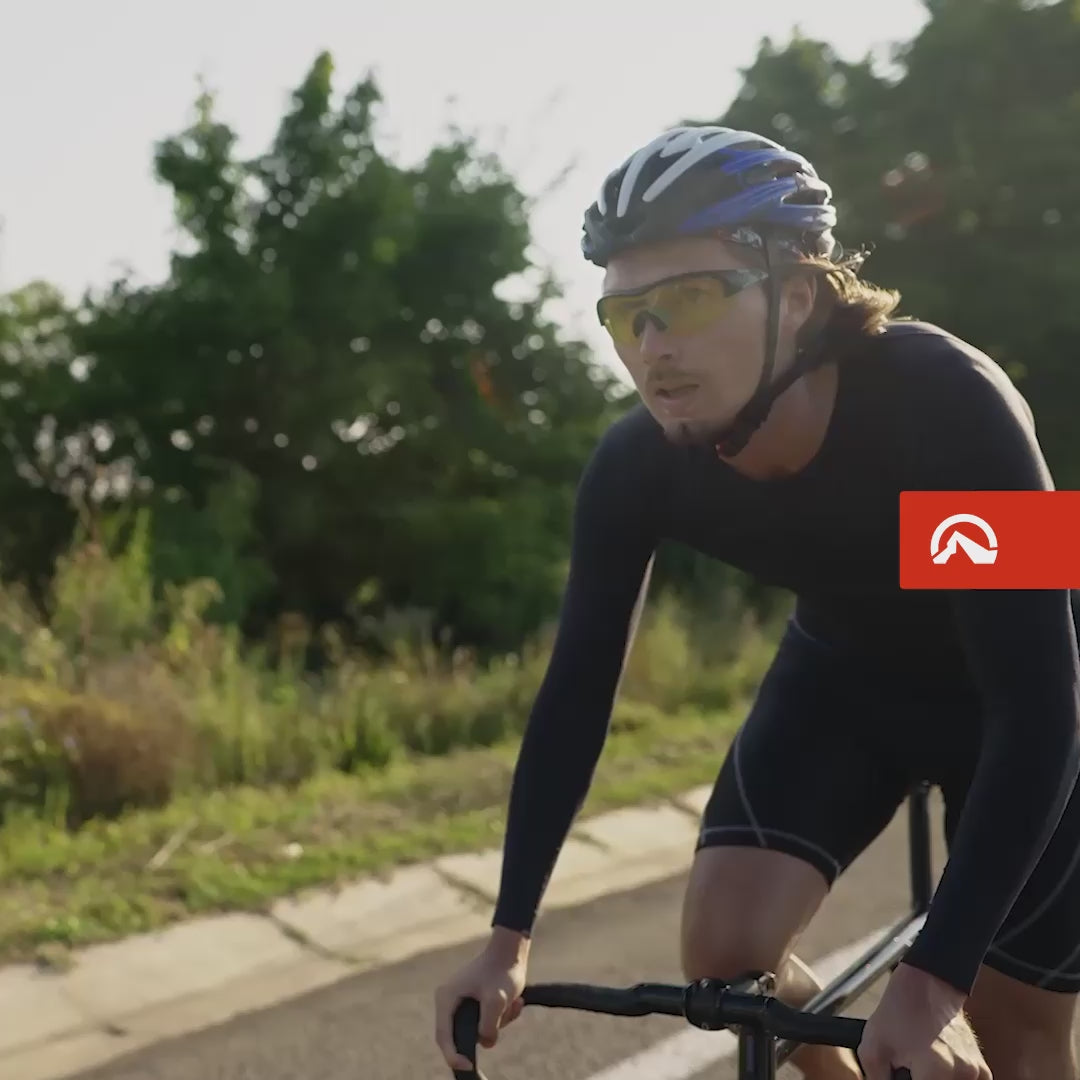 Încarcă video: ACTIVE FRESH Parfum de rufe energizant sport cu note citrice 150ML